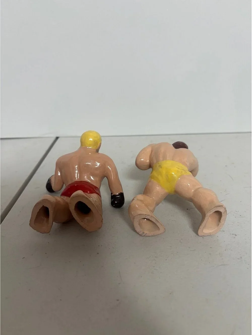 Vintage boxing figurines made in Japan - salt and pepper shaker